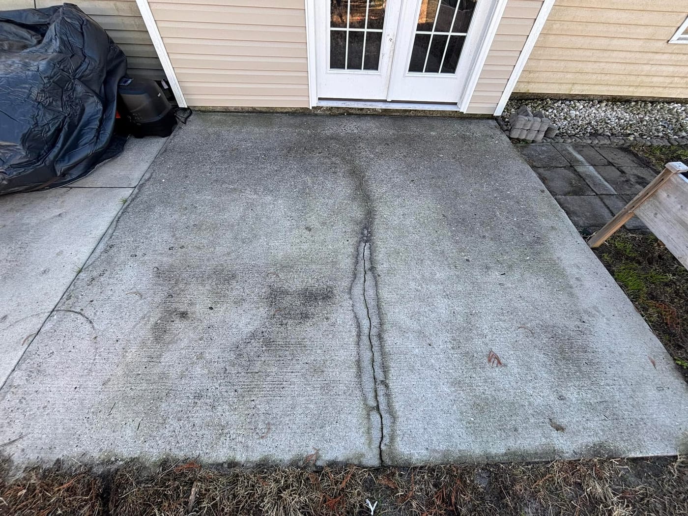 Soft washed home siding, fresh and clean