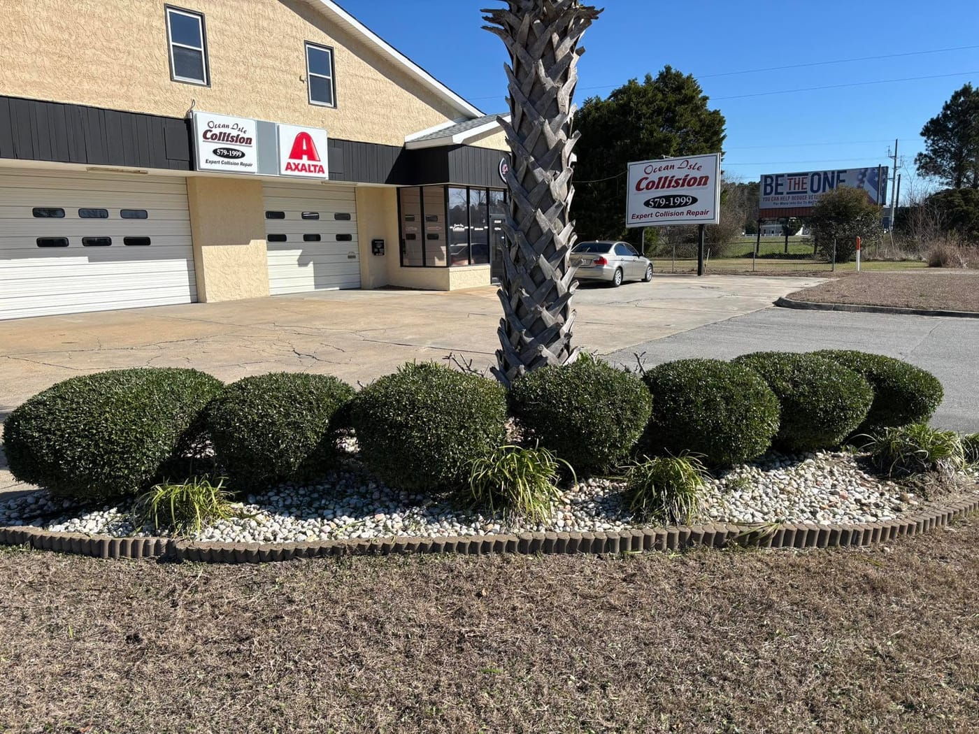 Curb appeal after a full lawn and landscaping service